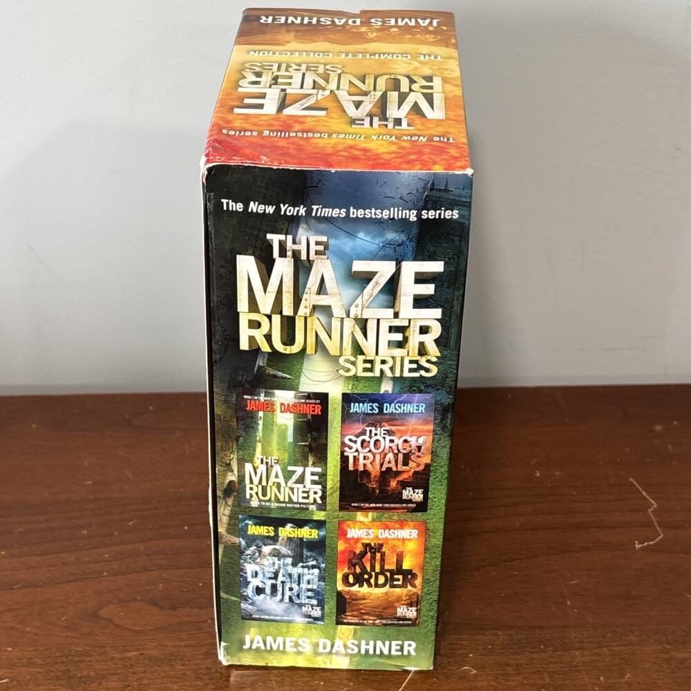 The Maze Runner Series by James Dashner 4 Paperbacks Boxed Set - Picture 3 of 11